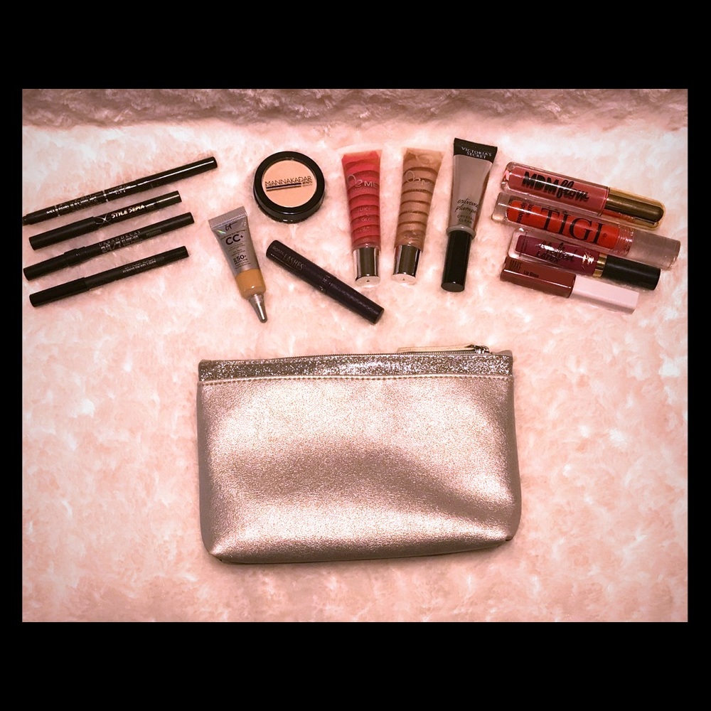 Make-up bundle